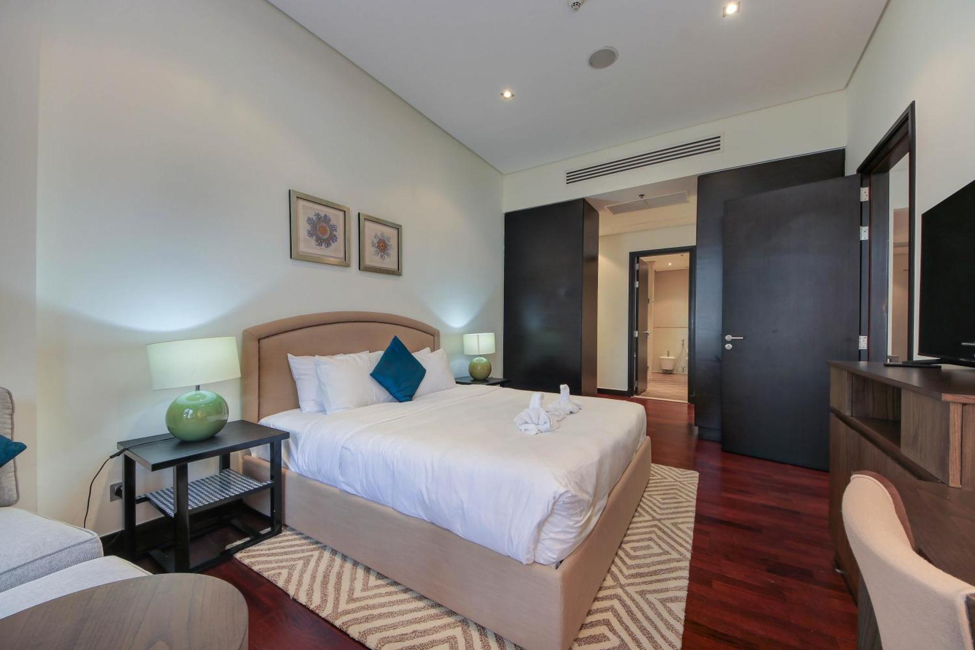 Luxe Getaways Royal Amwaj Palm Jumeirah Resort Apartment Holiday Home Dubai Phòng bức ảnh