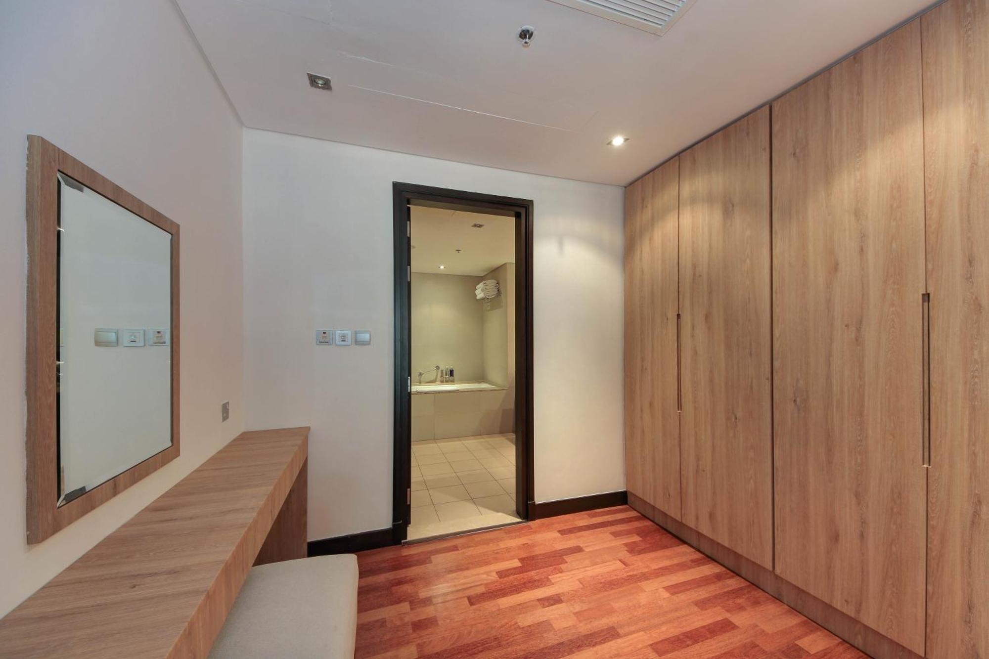 Luxe Getaways Royal Amwaj Palm Jumeirah Resort Apartment Holiday Home Dubai Ngoại thất bức ảnh