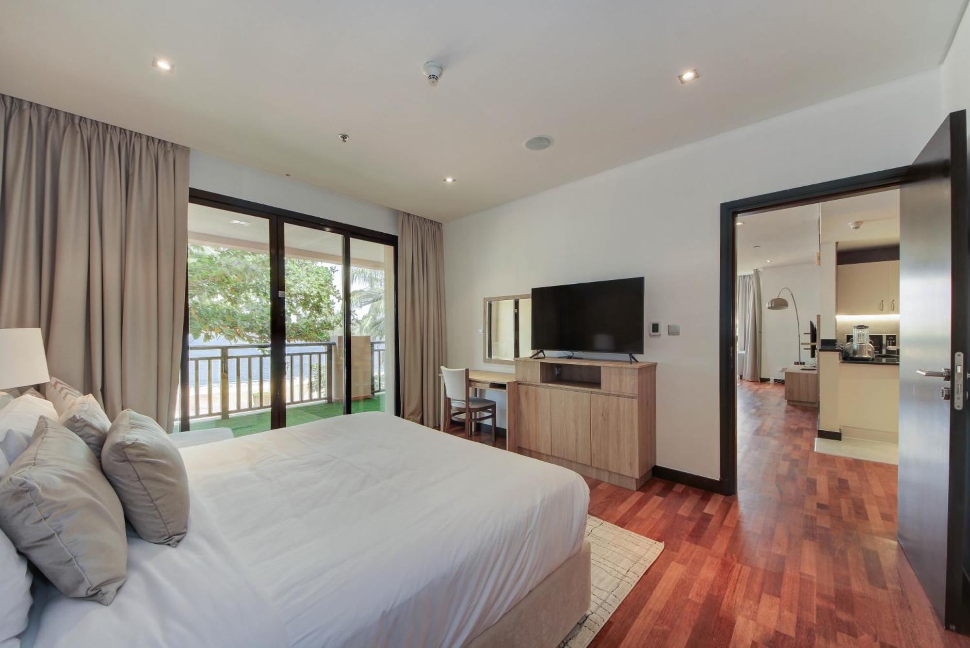 Luxe Getaways Royal Amwaj Palm Jumeirah Resort Apartment Holiday Home Dubai Ngoại thất bức ảnh